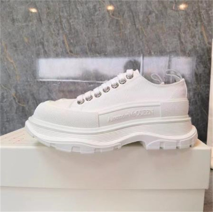 알렉산더 맥퀸 트레드 슬릭 레이스 업 화이트 627225WHZ629071 photo review