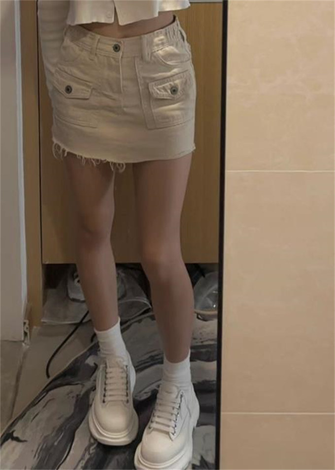 알렉산더 맥퀸 트레드 슬릭 레이스 업 화이트 627225WHZ629071 photo review