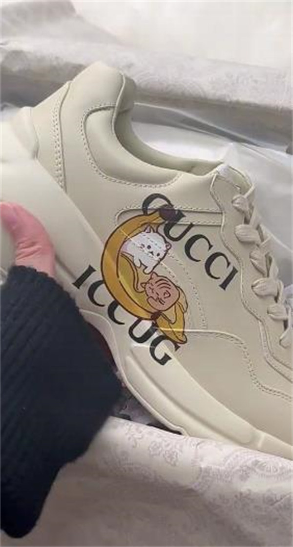 구찌 라이톤 바나냐 (Gucci Rython Banana) 659408 2SH00 9522 photo review