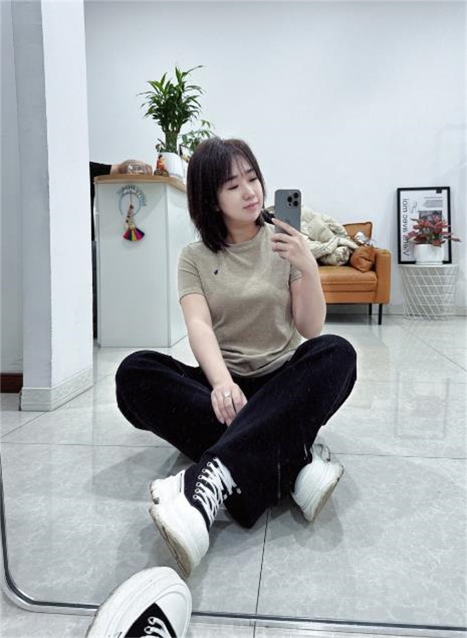 알렉산더 맥퀸 트레드 슬릭 부츠 블랙 화이트 705659W4MV21070 photo review