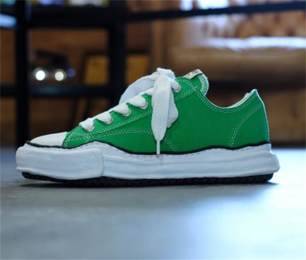 메종 미하라 야스히로 피터슨 OG 솔 캔버스 로우 스니커즈 그린 A01FW702-GREEN photo review