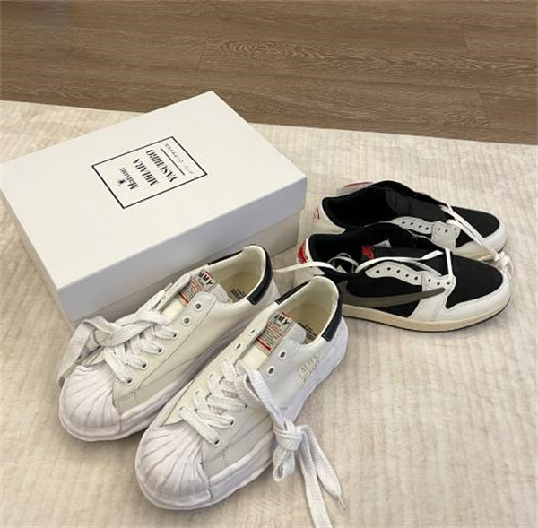 메종 미하라 야스히로 블레이키 OG 솔 레더 로우탑 스니커즈 화이트 A06FW702-WHITE photo review