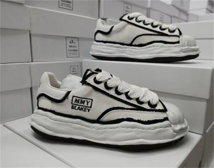 메종 미하라 야스히로 블레이키 OG 솔 OH 캔버스 로우탑 스니커즈 화이트 A09FW717-WHITE photo review