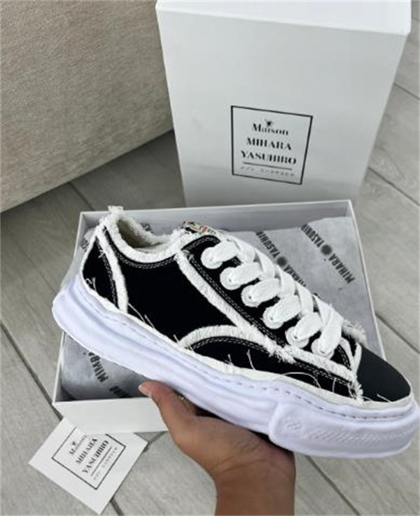 메종 미하라 야스히로 피터슨 OG 솔 OH 캔버스 로우탑 스니커즈 블랙 A09FW721-BlACK photo review