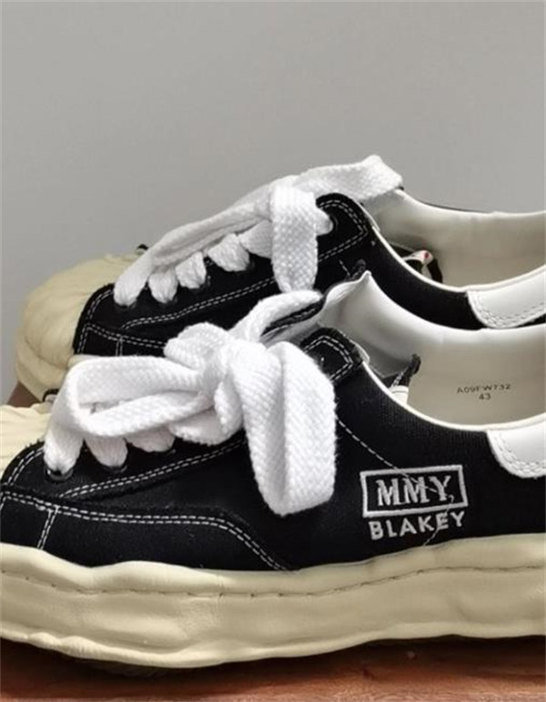 메종 미하라 야스히로 블레이키 VL OG 솔 캔버스 로우탑 스니커즈 블랙 A09FW732-BLACK photo review