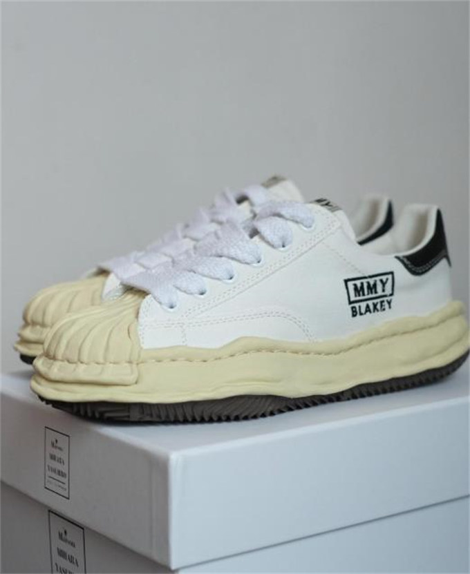 메종 미하라 야스히로 블레이키 VL OG 솔 캔버스 로우탑 스니커즈 화이트 A09FW732-WHITE photo review