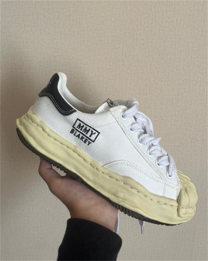메종 미하라 야스히로 블레이키 VL OG 솔 캔버스 로우탑 스니커즈 화이트 A09FW732-WHITE photo review