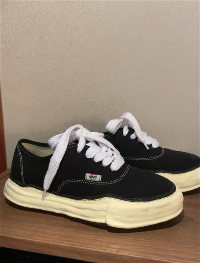 메종 미하라 야스히로 베이커 OG 솔 오버다이드 캔버스 로우탑 스니커즈 블랙 A09FW735-BLACK photo review