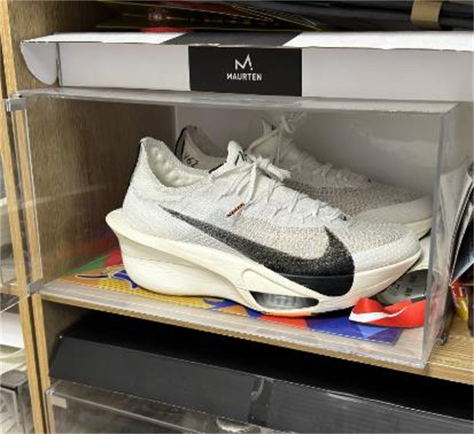 나이키 에어 Zoom Alphafly Next% 3 내마모성, 통기성이 좋은 로우탑  러닝 신발 화이트 블랙 FB8356-100 photo review