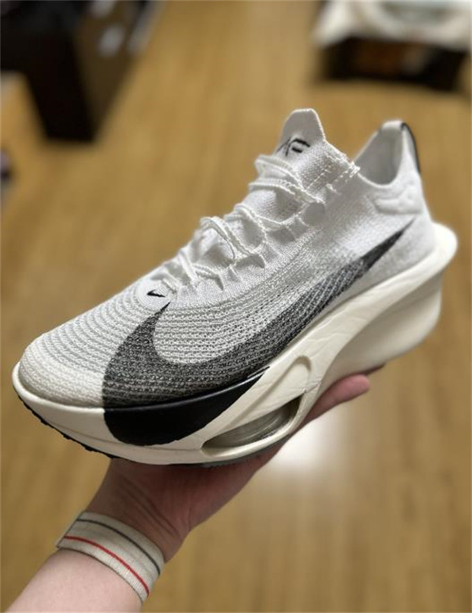 나이키 에어 Zoom Alphafly Next% 3 내마모성, 통기성이 좋은 로우탑  러닝 신발 화이트 블랙 FB8356-100 photo review