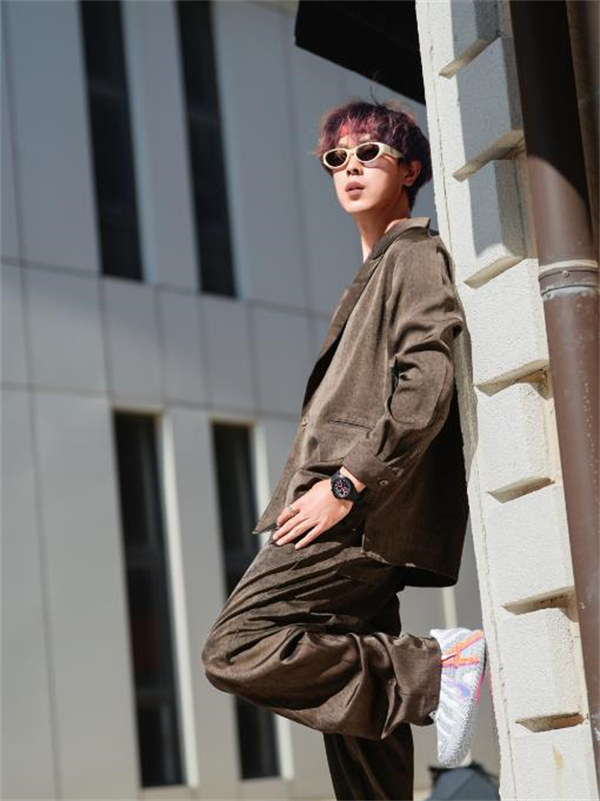 나이키 자 3 EP 라이트 쇼 HF2794-100 photo review