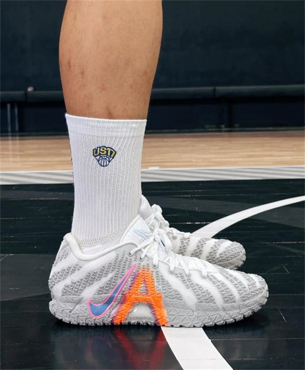 나이키 자 3 EP 라이트 쇼 HF2794-100 photo review