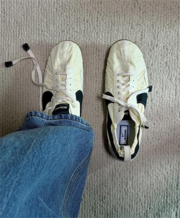 Nike Moon Shoe x Jacquemus 편안하고 활용도 높은 논슬립 · 내마모 로우탑 데일리 스니커즈 남녀공용 / 아이보리 컬러 H688-3 (HV8547-700) photo review