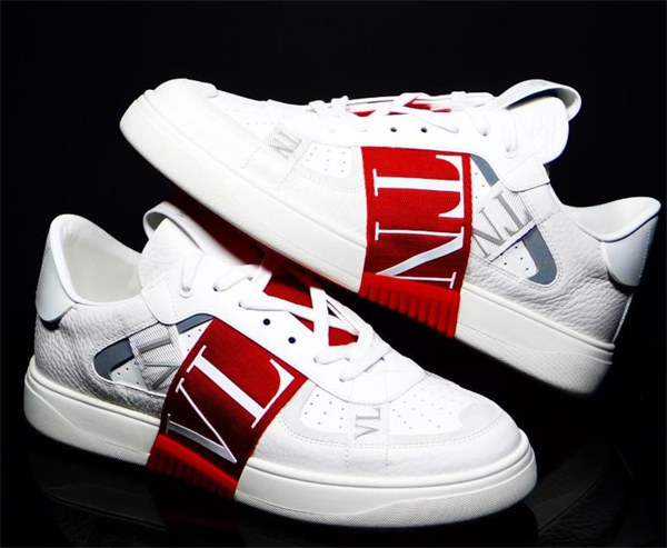발렌티노 VL7N '화이트 레드' (Balentino VL7N 'White Red') VY2S0C58WRQEY6 photo review