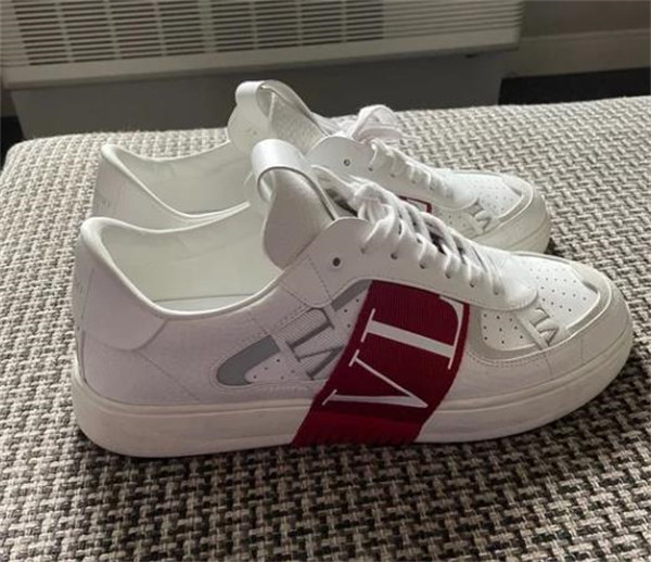 발렌티노 VL7N '화이트 레드' (Balentino VL7N 'White Red') VY2S0C58WRQEY6 photo review