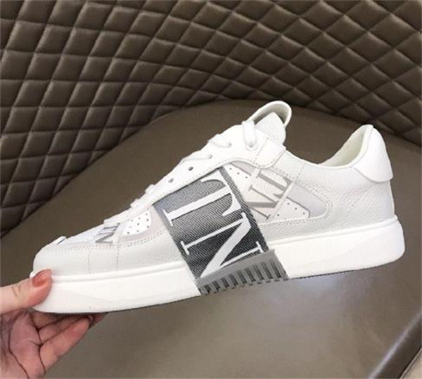 발렌티노 가라바니 VL7N 로우 스니커즈 화이트 그레이 YUXYO511ZNL photo review