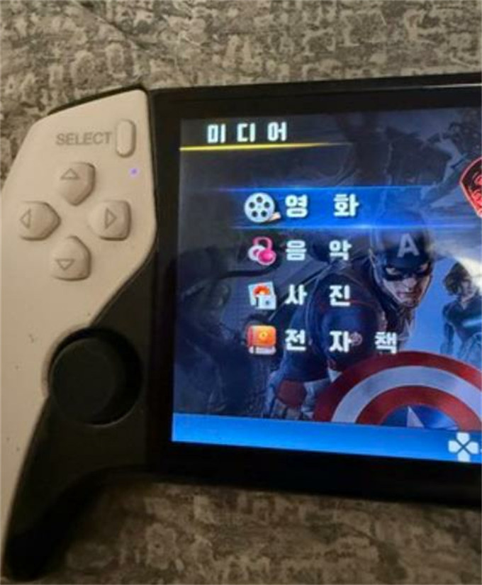 SF3500 레트로 휴대용 게임기 5인치 IPS 대화면 20000개 이상 게임 TV 연결 지원 photo review