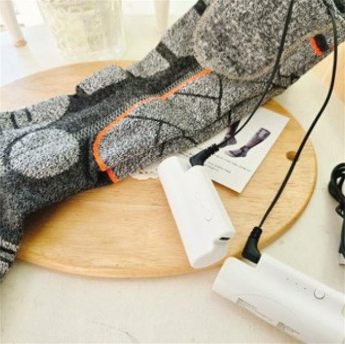 발열양말 남녀공용 USB 충전식 온열양말 발난로 열선양말 3단 온도조절 가능 따뜻한 겨울 발열 양말 세탁가능 방한양말 낚시양말 야외/캠핑/스키 롱 양말 겨울 양말 photo review