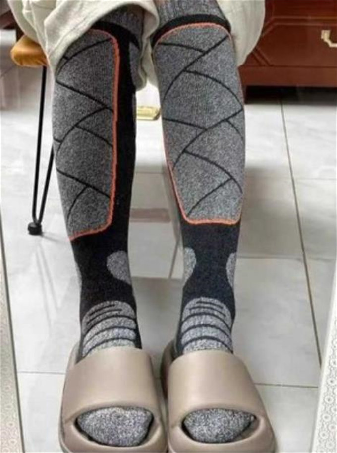 발열양말 남녀공용 USB 충전식 온열양말 발난로 열선양말 3단 온도조절 가능 따뜻한 겨울 발열 양말 세탁가능 방한양말 낚시양말 야외/캠핑/스키 롱 양말 겨울 양말 photo review